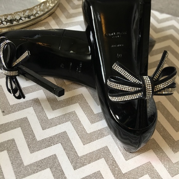 ‼️SOLD ‼️SAINT LAURENT Bow-embellished leather - Picture 5 of 8